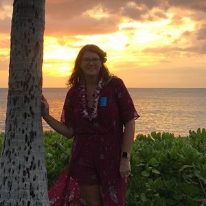 Meet your Posher, Laura